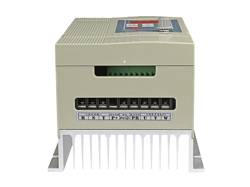 4000H通用變頻器，變頻器三相380V，變頻器廠家，電機(jī)變頻器